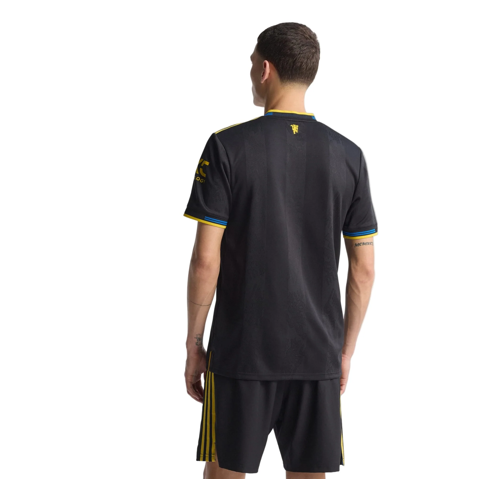 adidas Amad Men's Manchester United Authentic Third Jersey 25/26 w/ NRFR + EPL Patches (Black) - Image 7