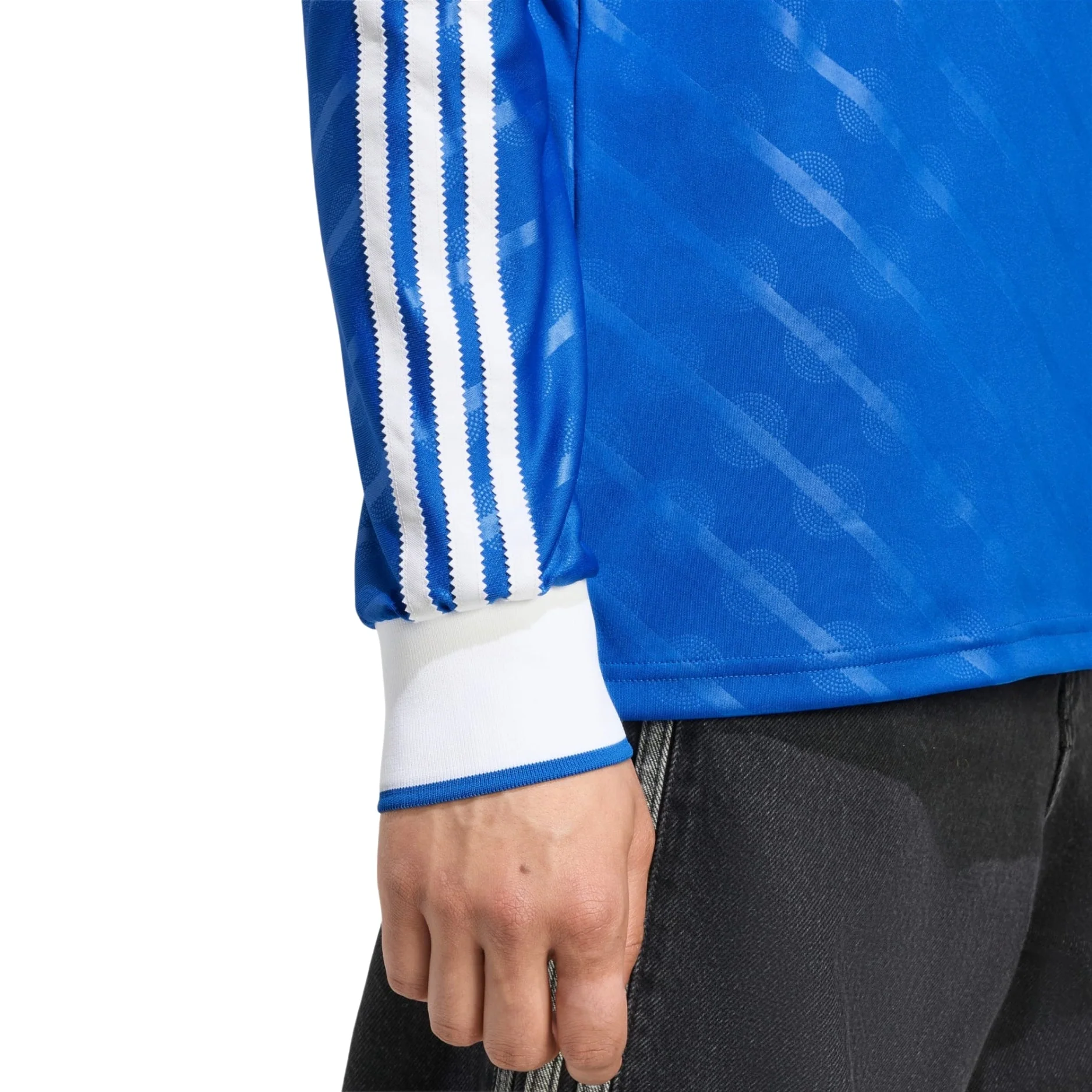 adidas Men's Real Madrid Camavinga Long Sleeve Third Jersey w/ Champions League Patches 25/26 (Blue/White) - Image 7