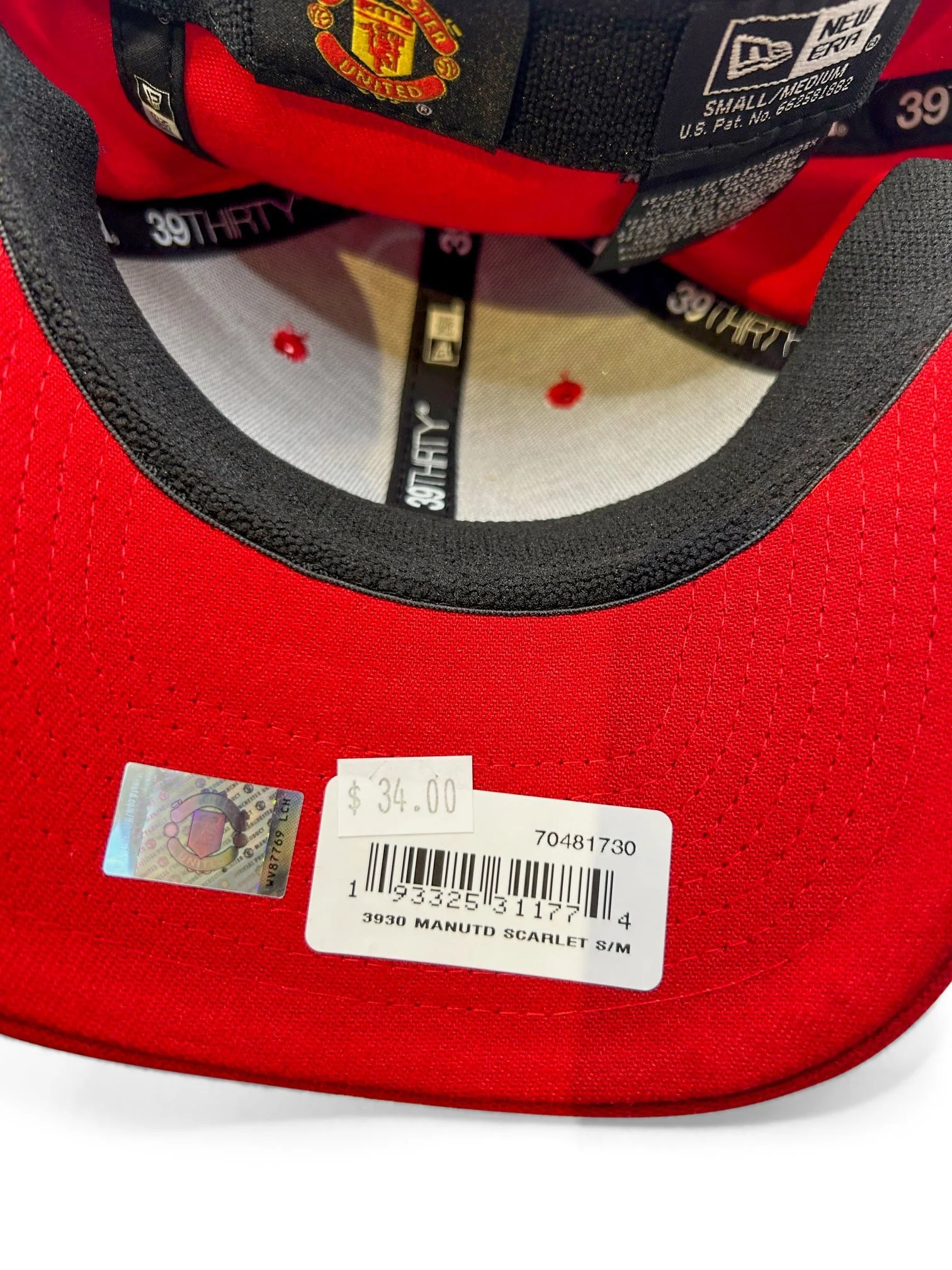 New Era Manchester United 39Thirty Hat (Red) - Image 5