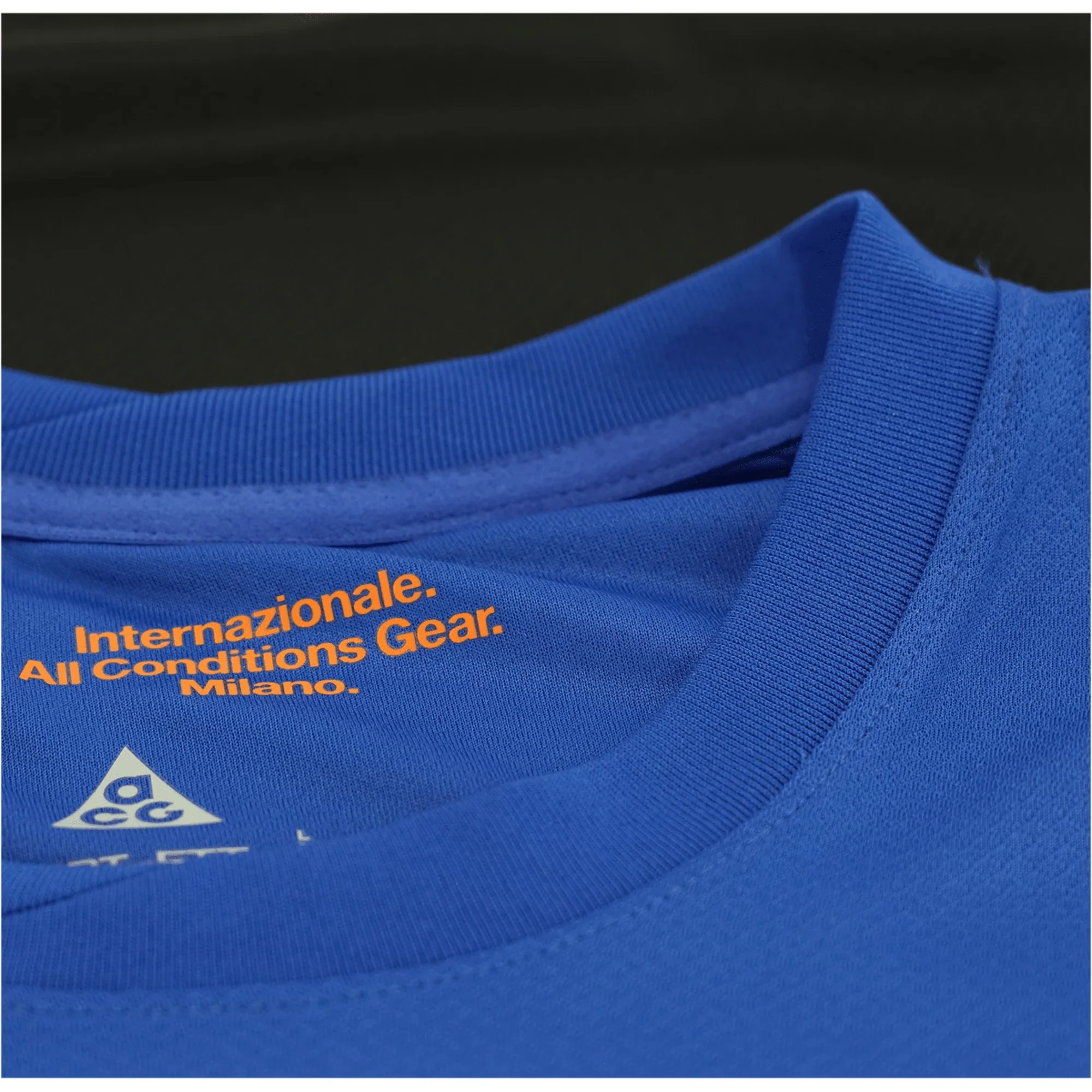 Nike Inter Milan Special Edition ACG Jersey 25/26 (Hyper Blue/Black/Safety Orange) - Image 3