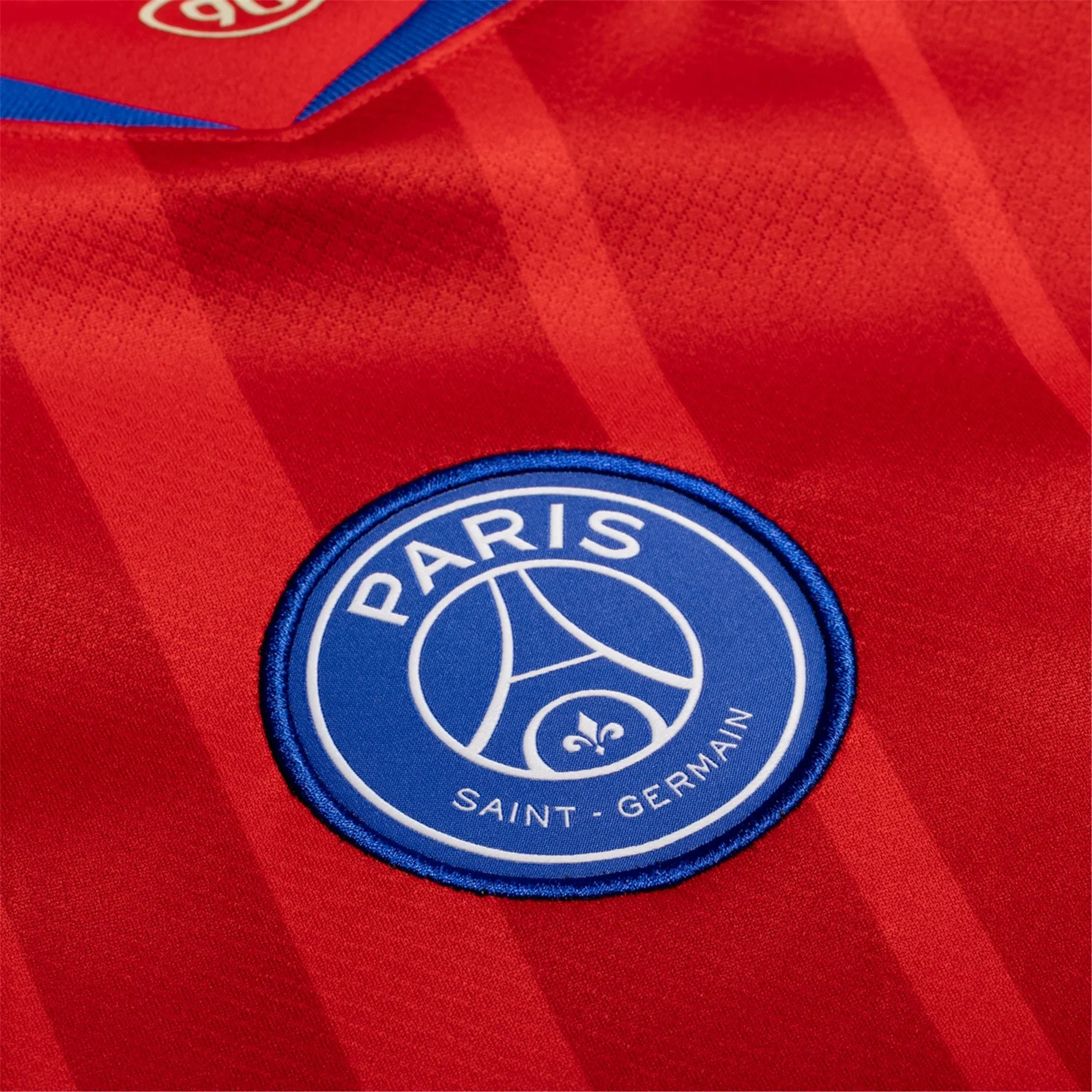 Nike Men's Paris Saint-Germain T90 Third Jersey 25/26 (Sport Red/Hyper Royal) - Image 4