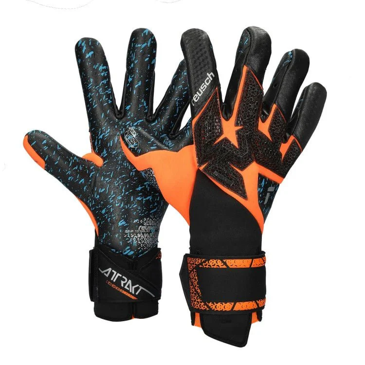 Reusch Attrakt Fusion Carbon 3D Goalkeeper Gloves (Black/Shocking Orange) - Image 3