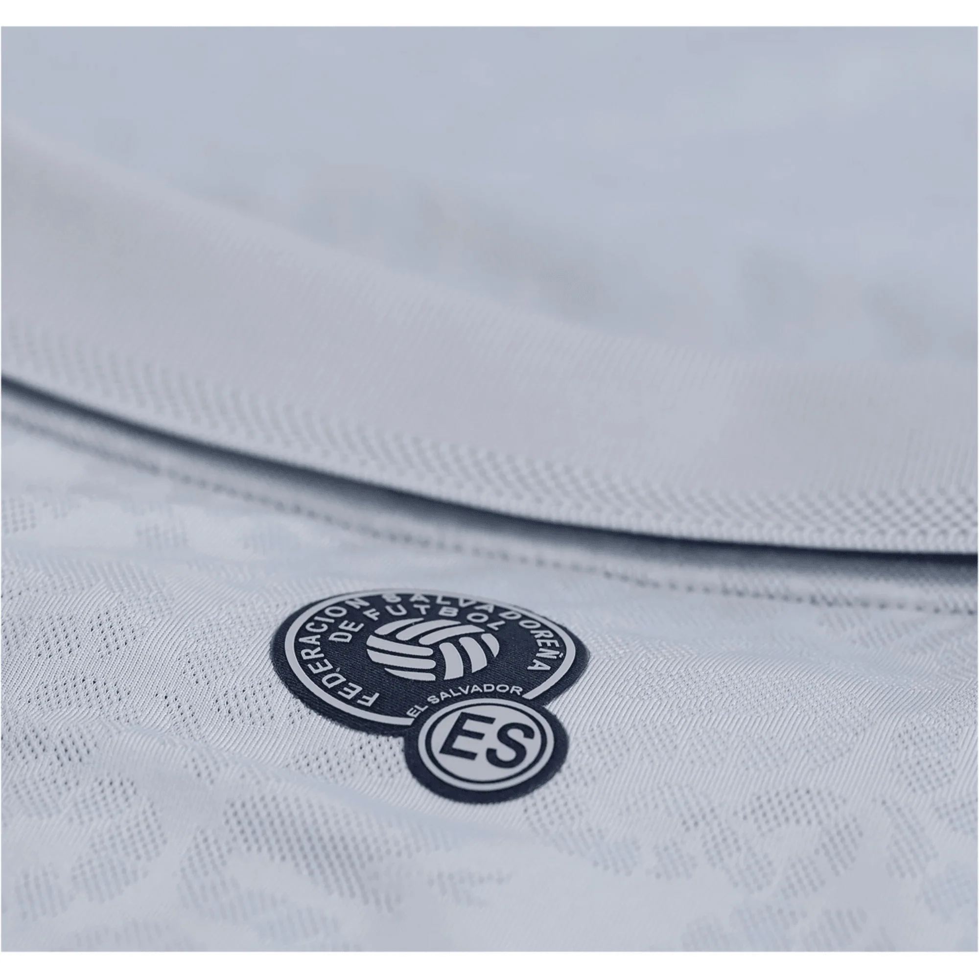 Umbro El Salvador Away Jersey 2026 (Grey/Navy) - Image 6